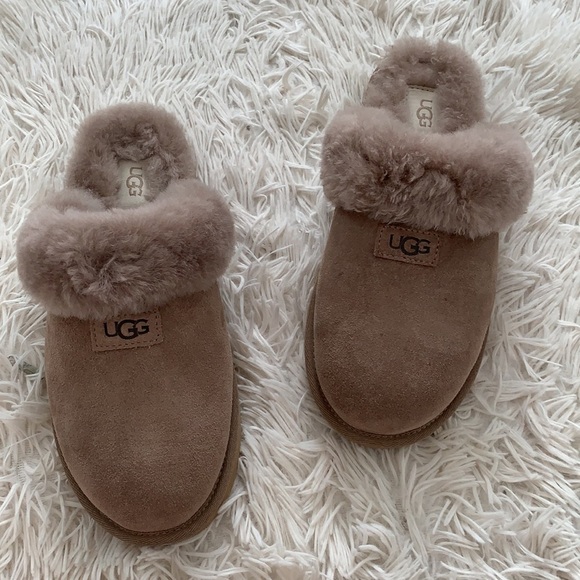 Brand new Authentic ugg genuine shearling slipper in caribou - Picture 4 of 11